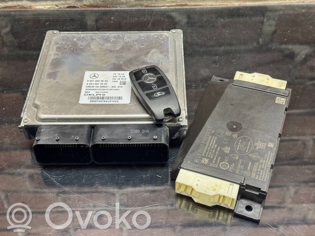Mercedes-Benz Sprinter W906 Kit cu ECU motor și set închidere uși 