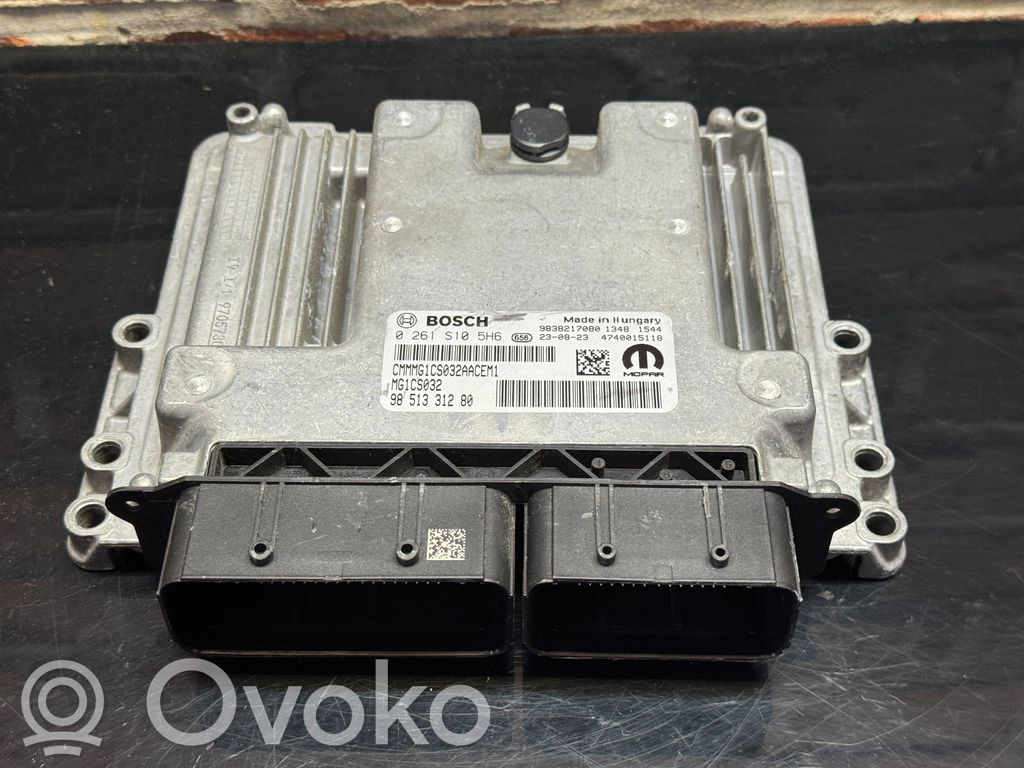 Peugeot 208 II Engine control unit/module 