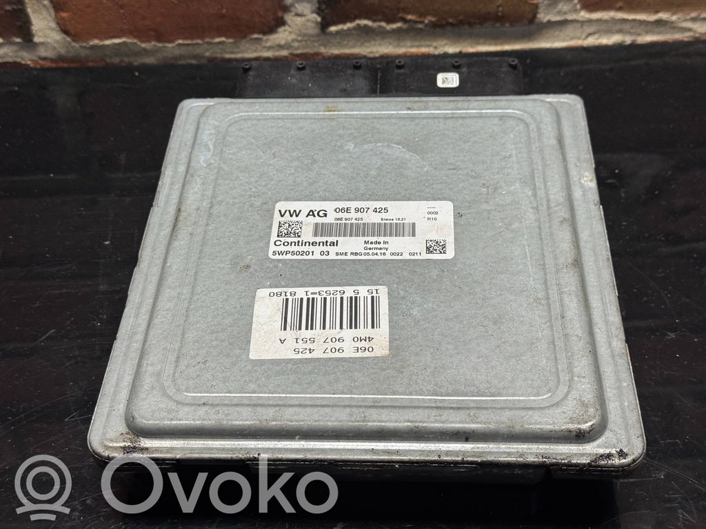 Engine control unit/module   06E907425,5WP50201