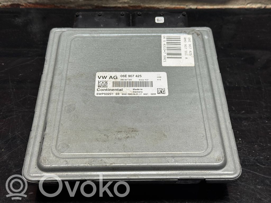 Engine control unit/module   06E907425,5WP50201