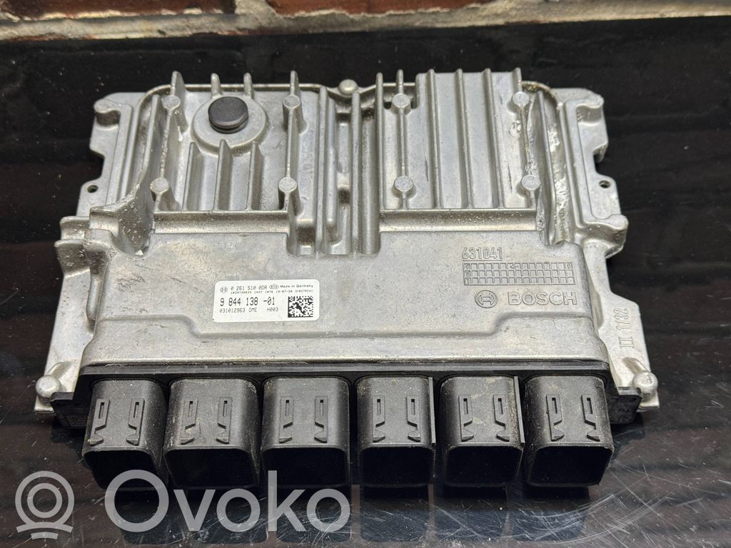 BMW 3 G20 G21 Engine control unit/module 