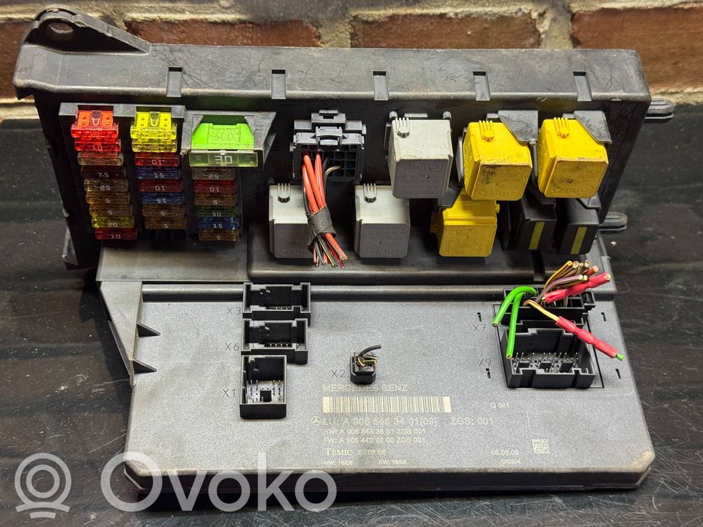 Mercedes-Benz Sprinter W906 Module confort 