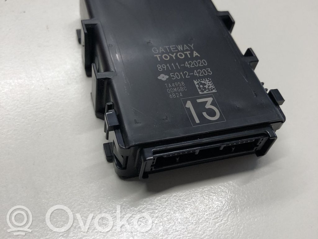 Toyota RAV 4 (XA40) Módulo de control Gateway 