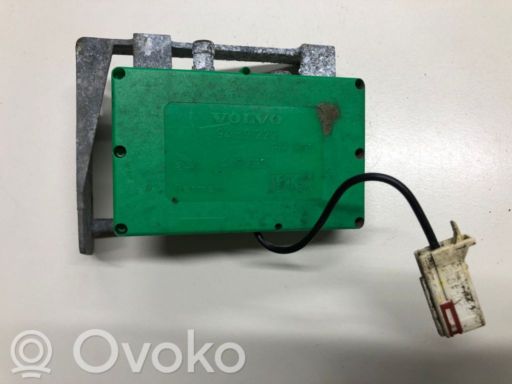 Volvo XC90 Antenos stiprintuvas 