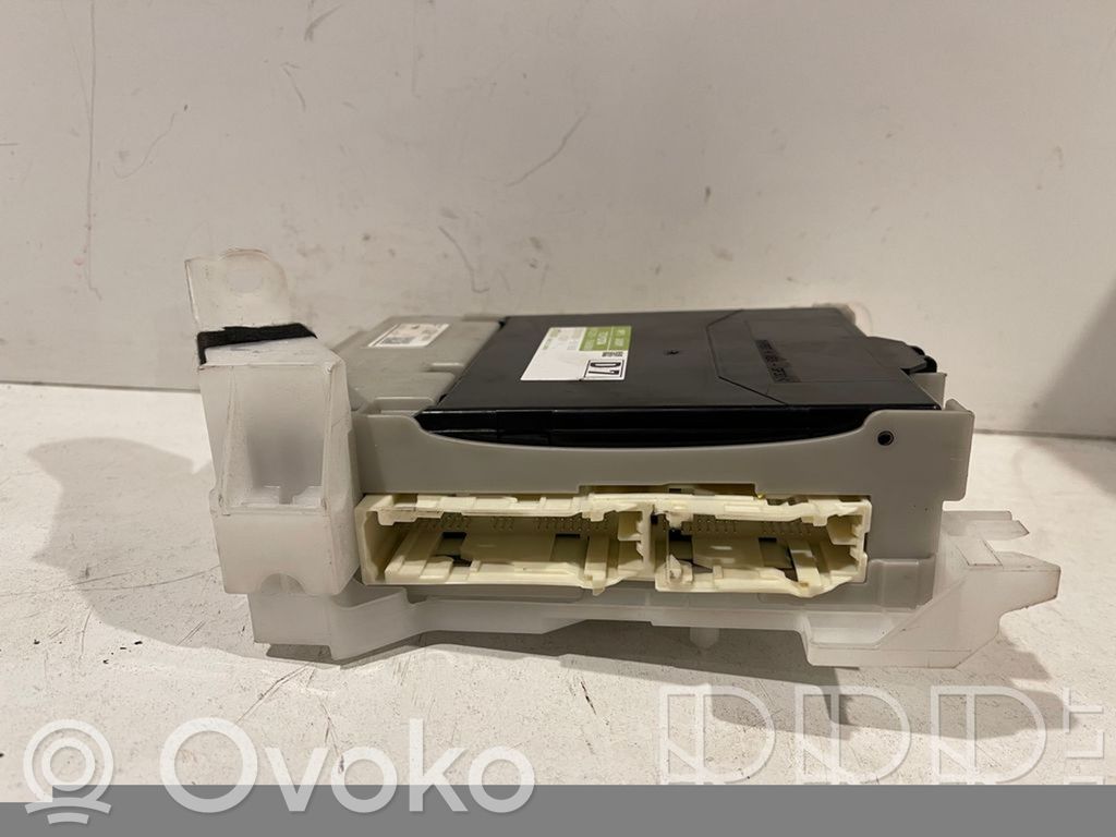 Lexus CT 200H Central body control module 