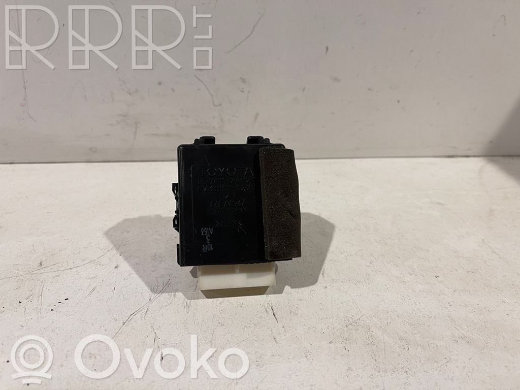Lexus CT 200H Module relais lève-vitre 