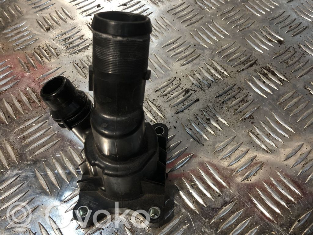 Volvo XC90 Thermostat/thermostat housing 
