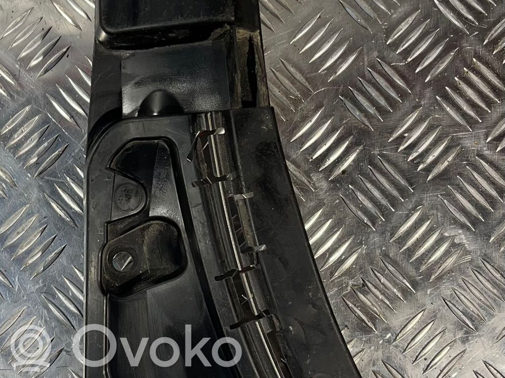 Volvo XC90 Front bumper mounting bracket 