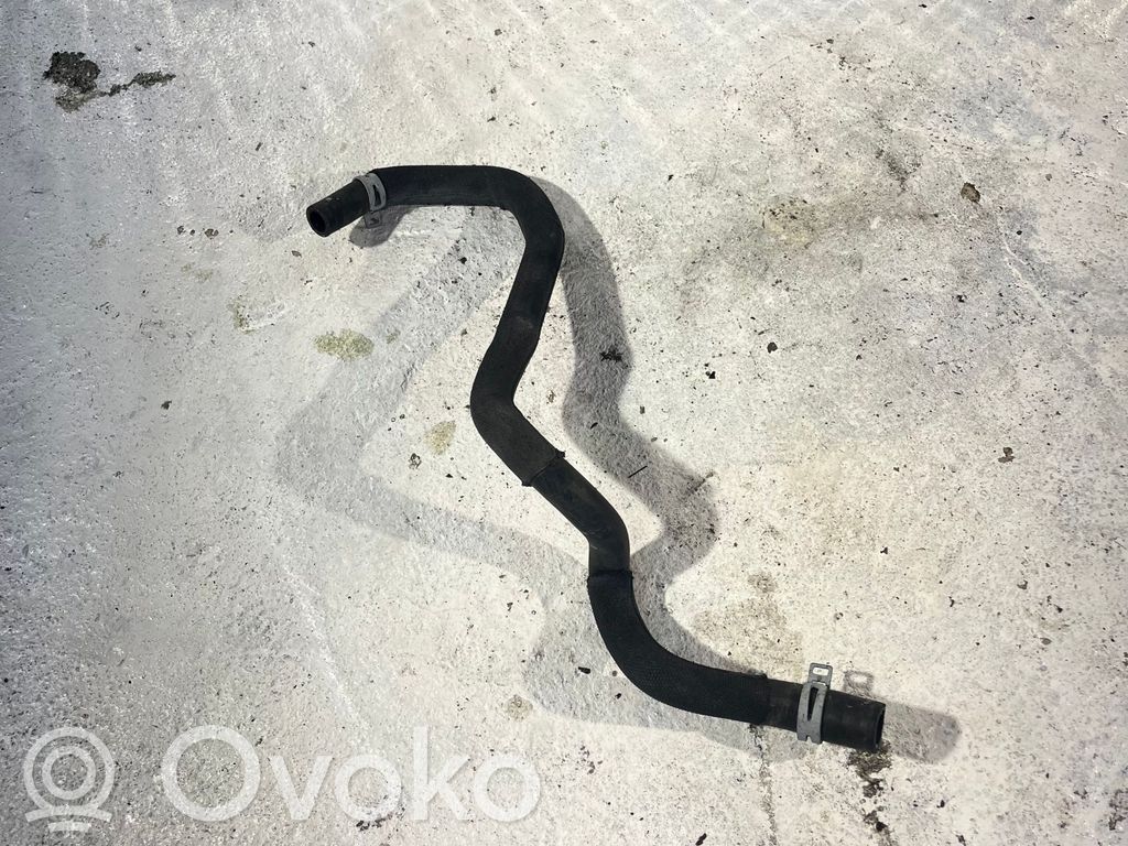 Volvo V40 Engine coolant pipe/hose 