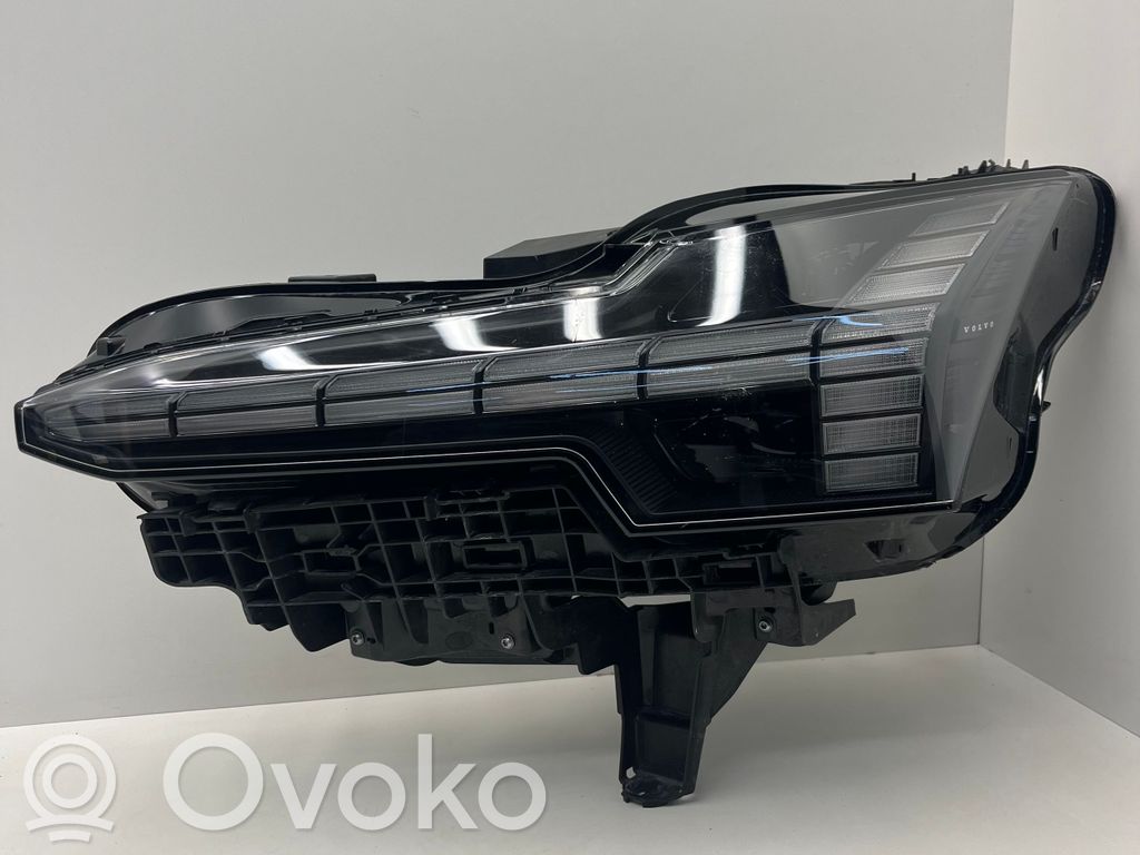 Volvo EX30 Headlight/headlamp 