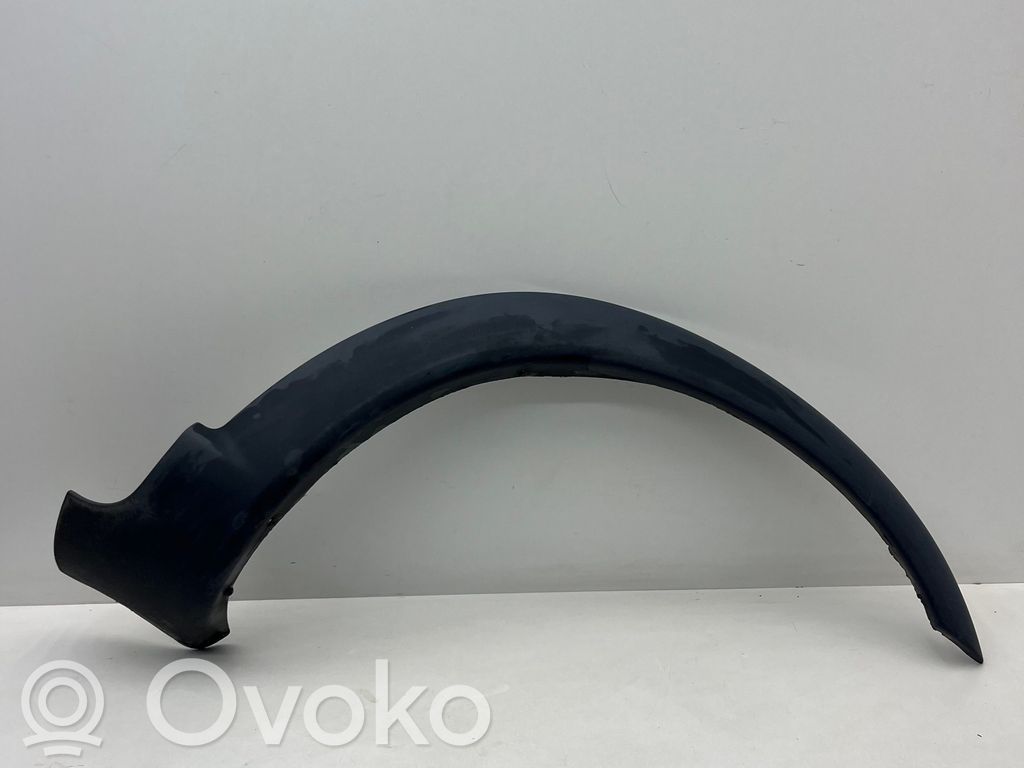 Volvo XC70 Front arch trim 