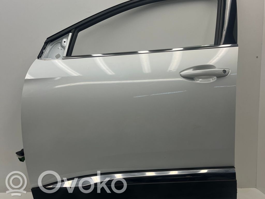 Peugeot 5008 Drzwi przednie 