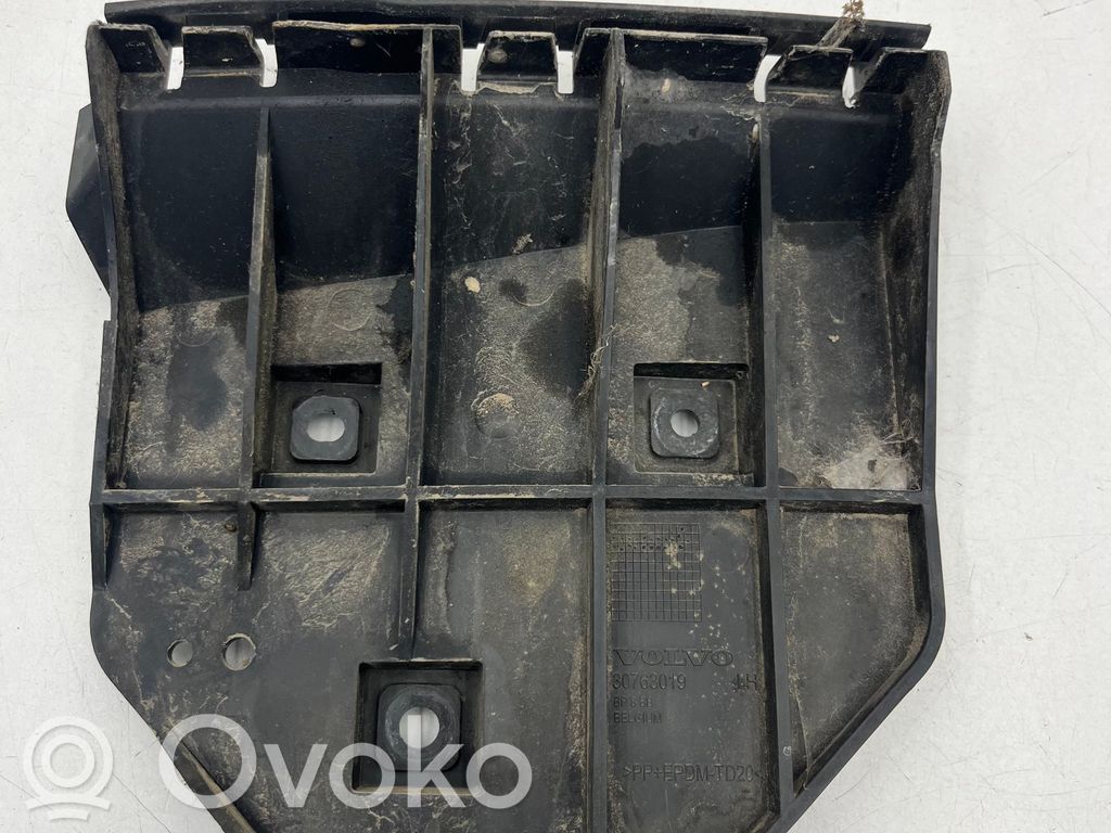 Volvo V50 Rear bumper mounting bracket 