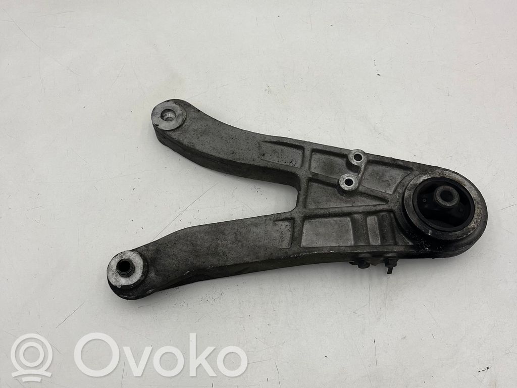 Volvo S80 Engine mounting bracket 