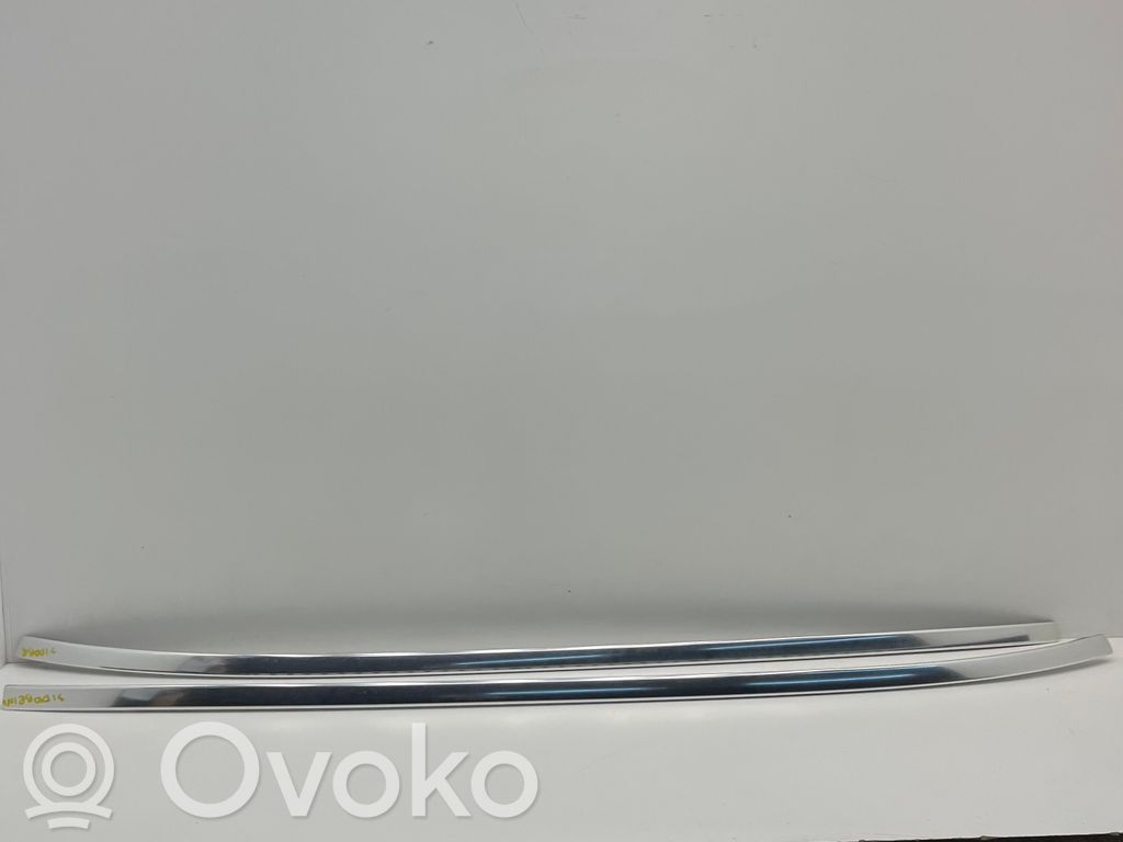 Volvo V60 Barra del techo 