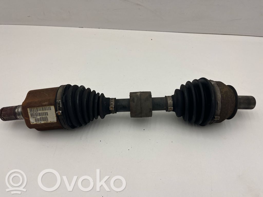 Volvo V60 Priekinis pusašis 