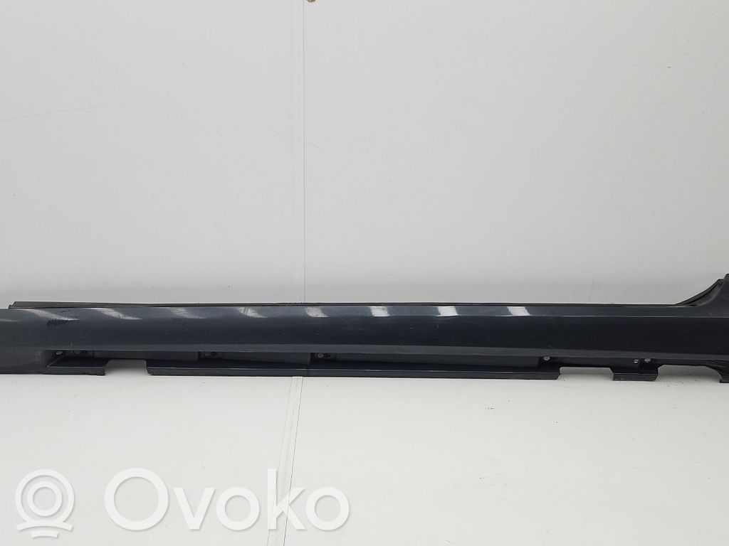 Volvo V60 Slenkstis 