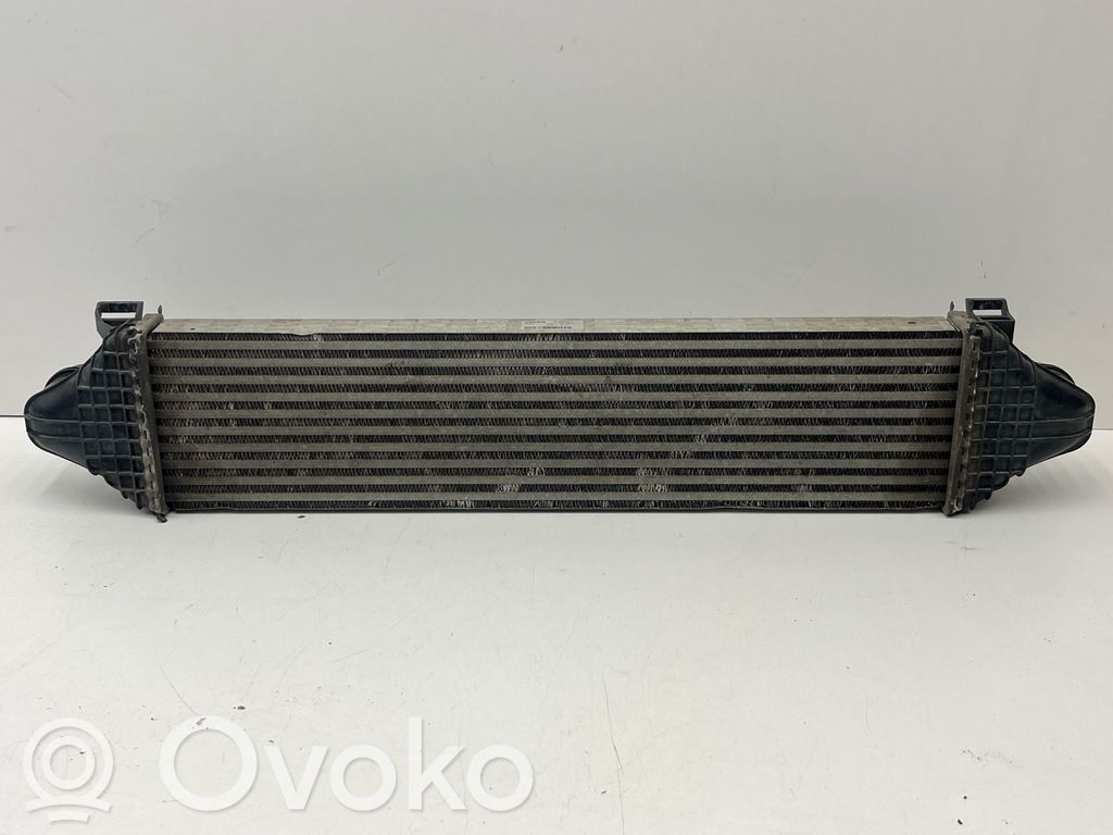 Volvo V40 Interkūlerio radiatorius 
