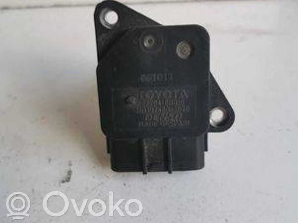 Toyota Avensis T250 Mass air flow meter 