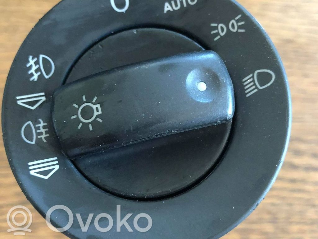 Audi A4 S4 B7 8E 8H Light switch 