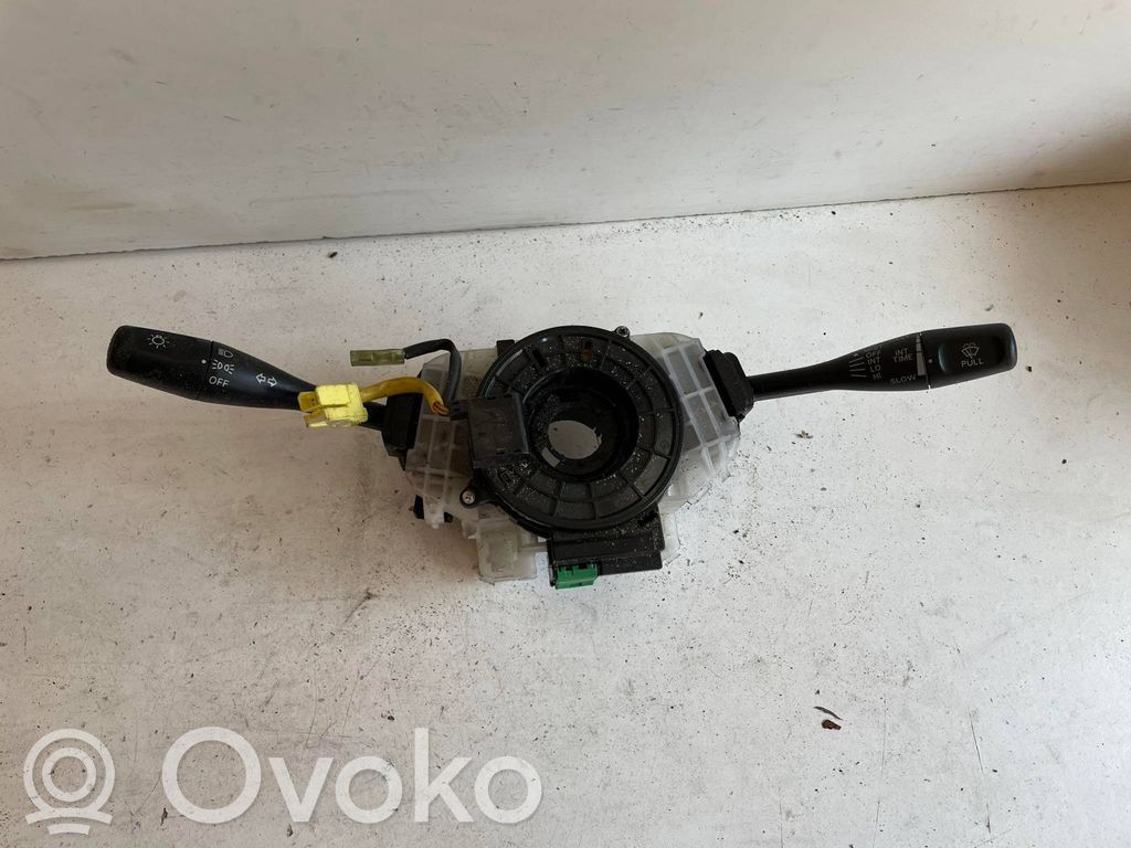 Mitsubishi Lancer Wiper turn signal indicator stalk/switch 