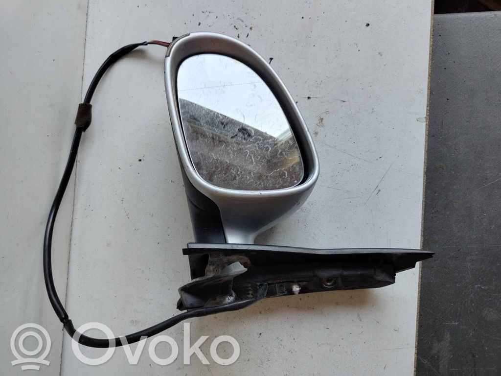 Volkswagen Golf V Elektryczne lusterko boczne drzwi przednich 