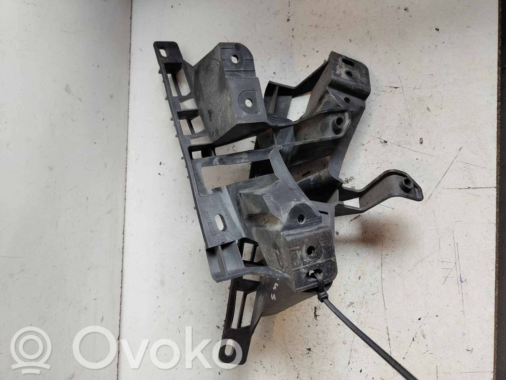 Renault Modus Front bumper mounting bracket 