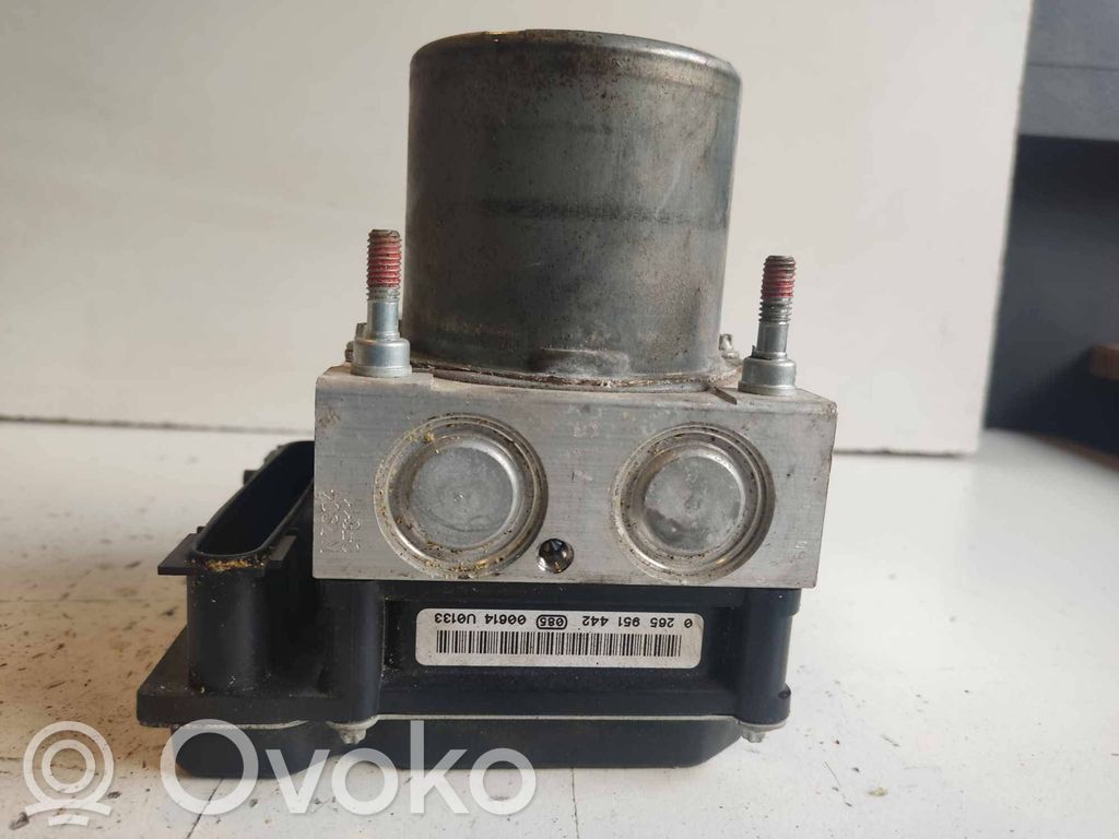 Toyota Corolla Verso AR10 ABS Blokas 
