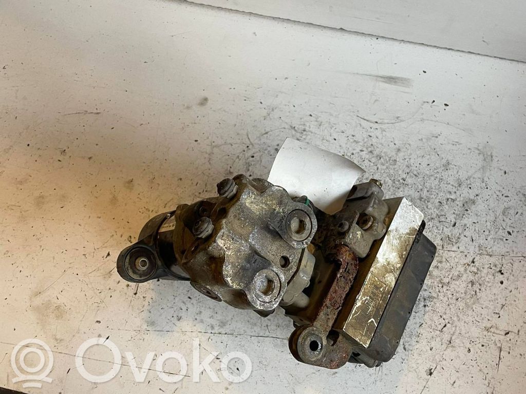 Volkswagen Golf III ABS Pump 