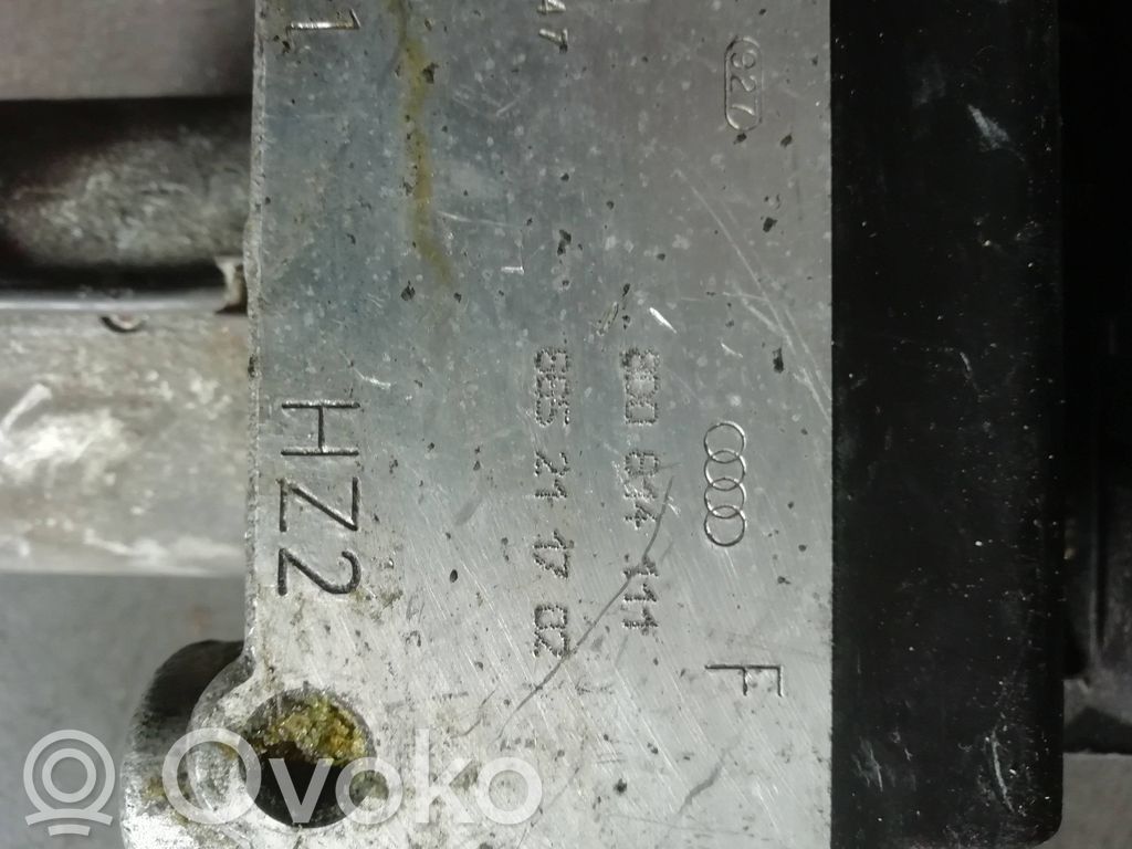 Audi A4 S4 B5 8D ABS Pump 