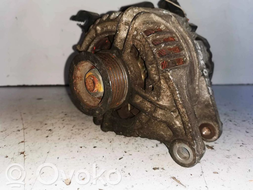Toyota Corolla E120 E130 Ģenerators 