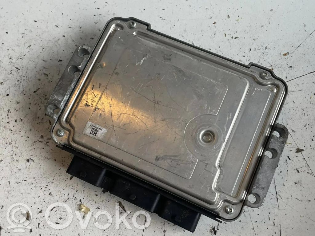 Ford Focus Engine control unit/module 
