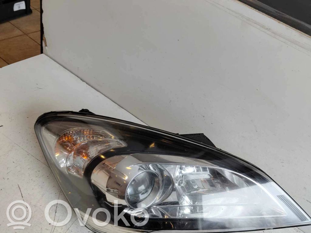 KIA Ceed Headlight/headlamp 