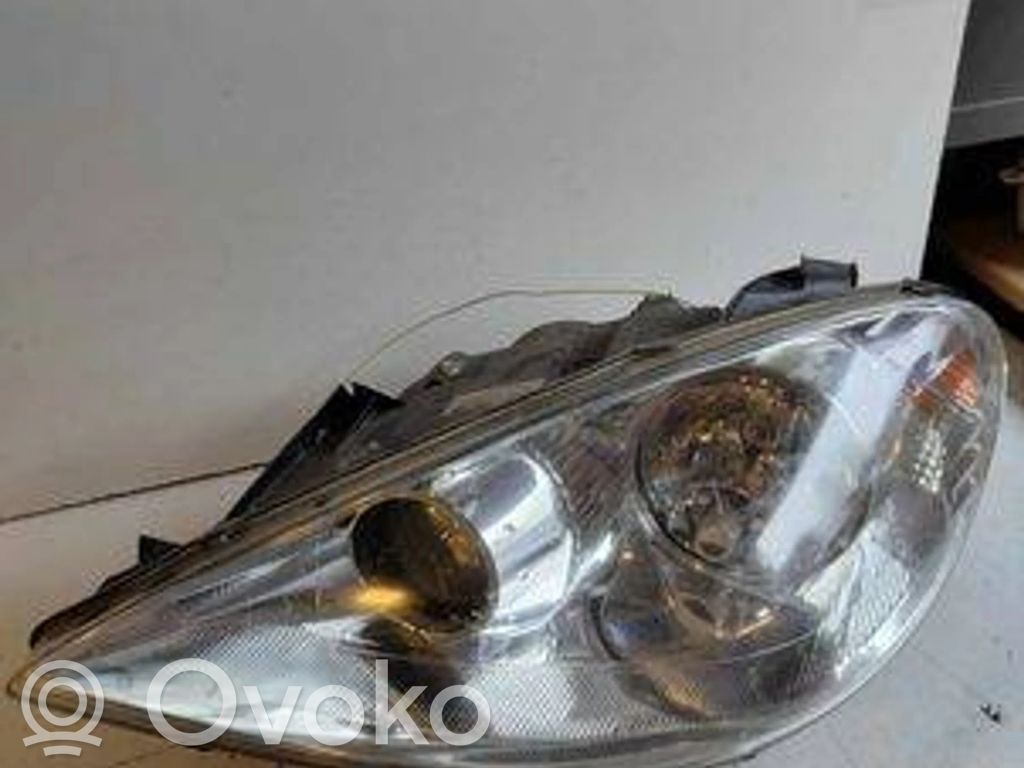 Peugeot 807 Phare frontale 