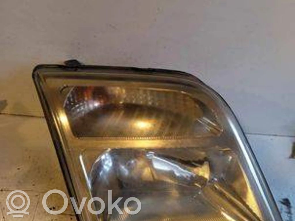 Ford Connect Headlight/headlamp 
