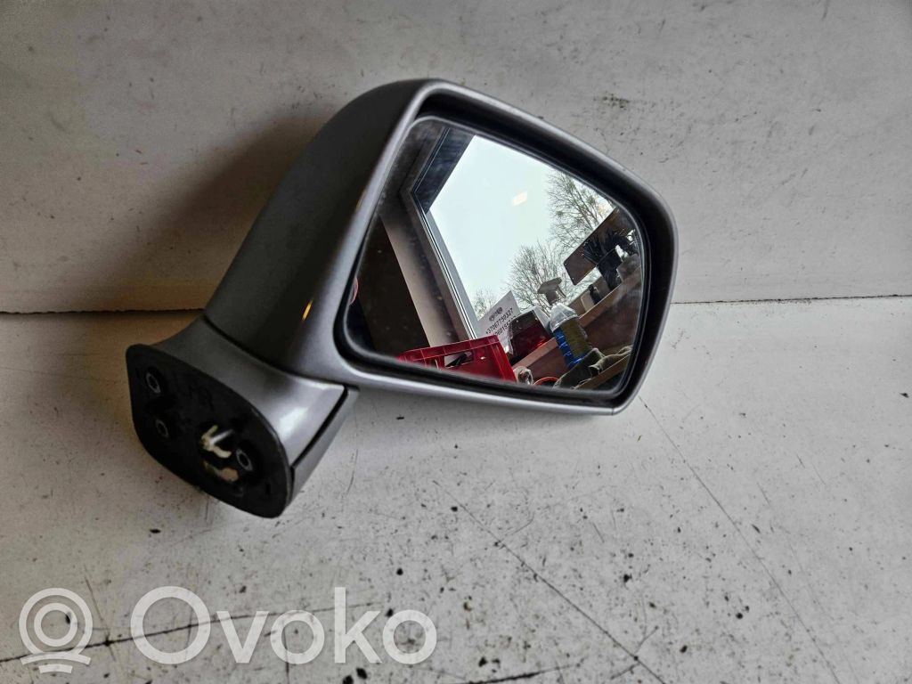 Hyundai Trajet Elektryczne lusterko boczne drzwi przednich 