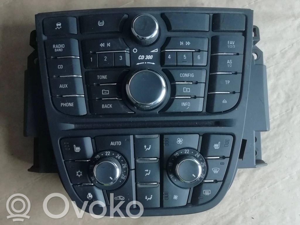 Opel Meriva B Panel / Radioodtwarzacz CD/DVD/GPS 
