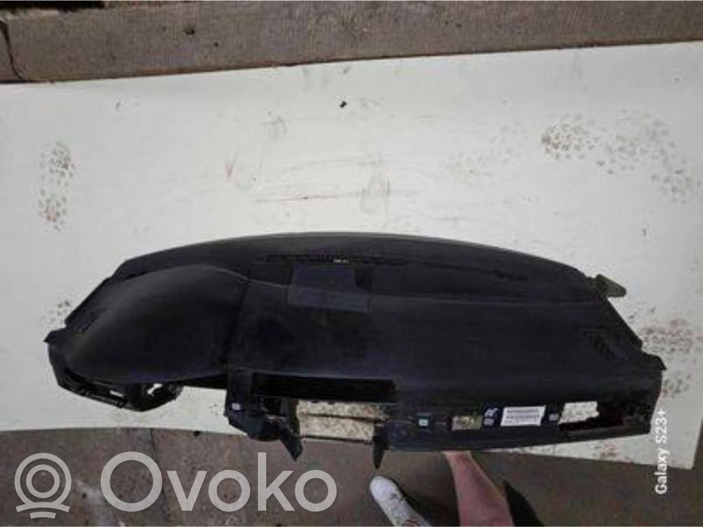 BMW 5 E60 E61 Dashboard 
