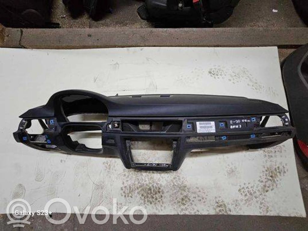 BMW 3 E90 E91 Dashboard 