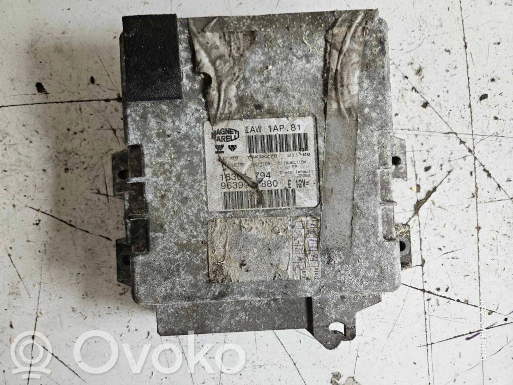 Peugeot 206 Engine control unit/module 