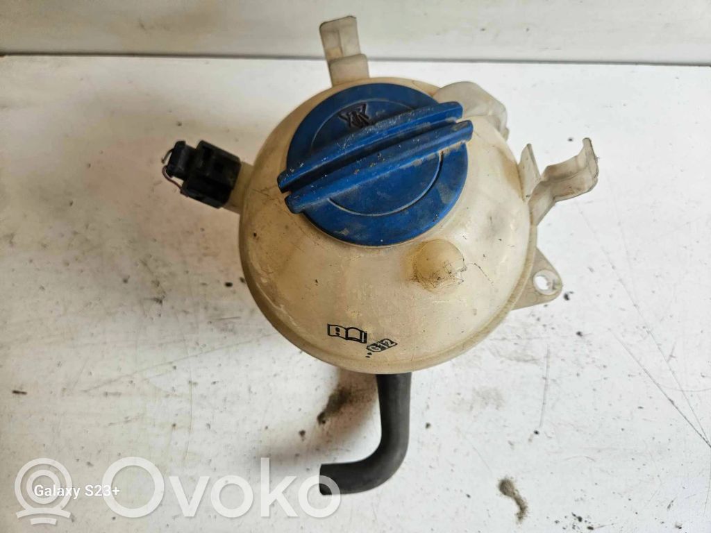 Volkswagen Golf V Depósito del refrigerante 