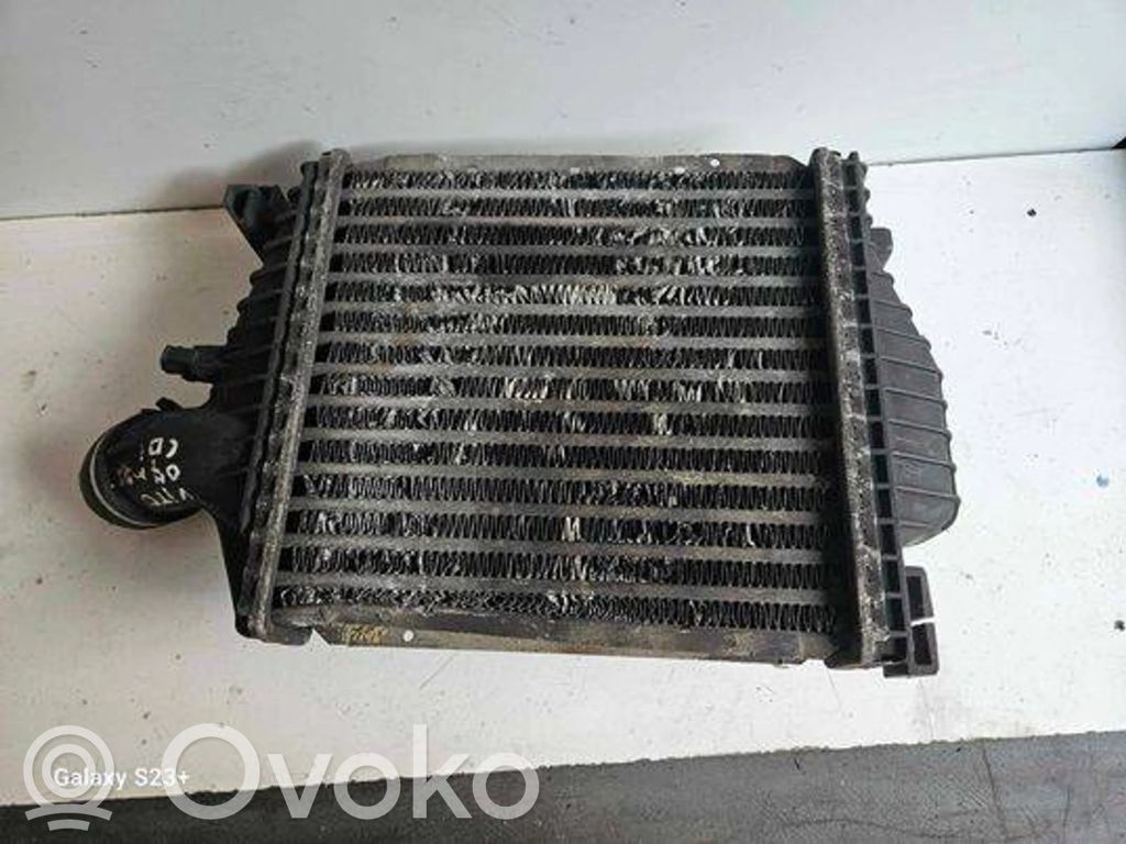 Mercedes-Benz Vito Viano W639 Chłodnica powietrza doładowującego / Intercooler 