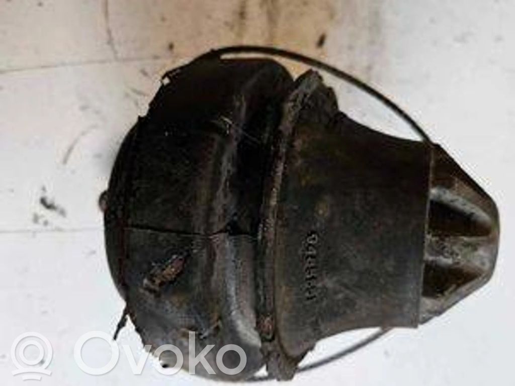 Engine mount bracket   9485551,30778951,8683936,9161142
