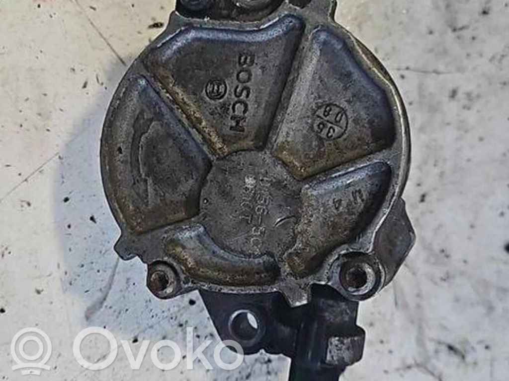 Citroen C4 I Vacuum pump 