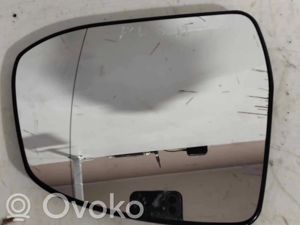 Ford Focus Spoguļa stikls 