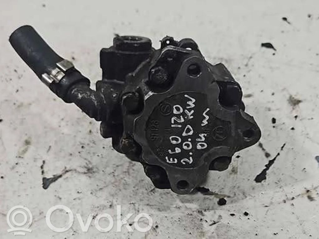 BMW 5 E60 E61 Ohjaustehostimen pumppu 