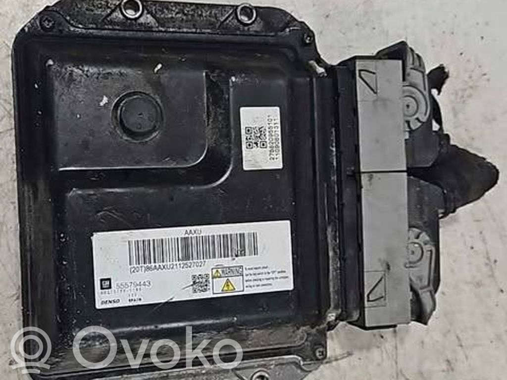 Opel Astra J Engine control unit/module 