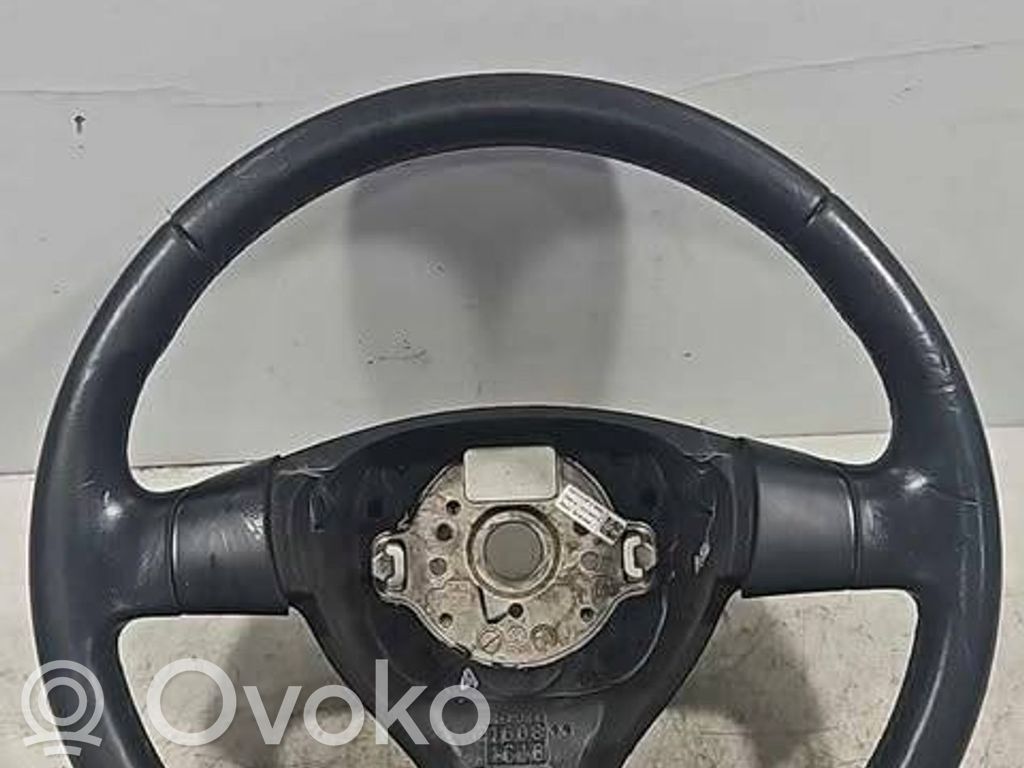Volkswagen Golf V Volant 