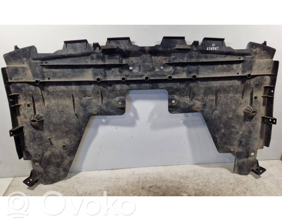 Subaru Legacy Engine splash shield/under tray 