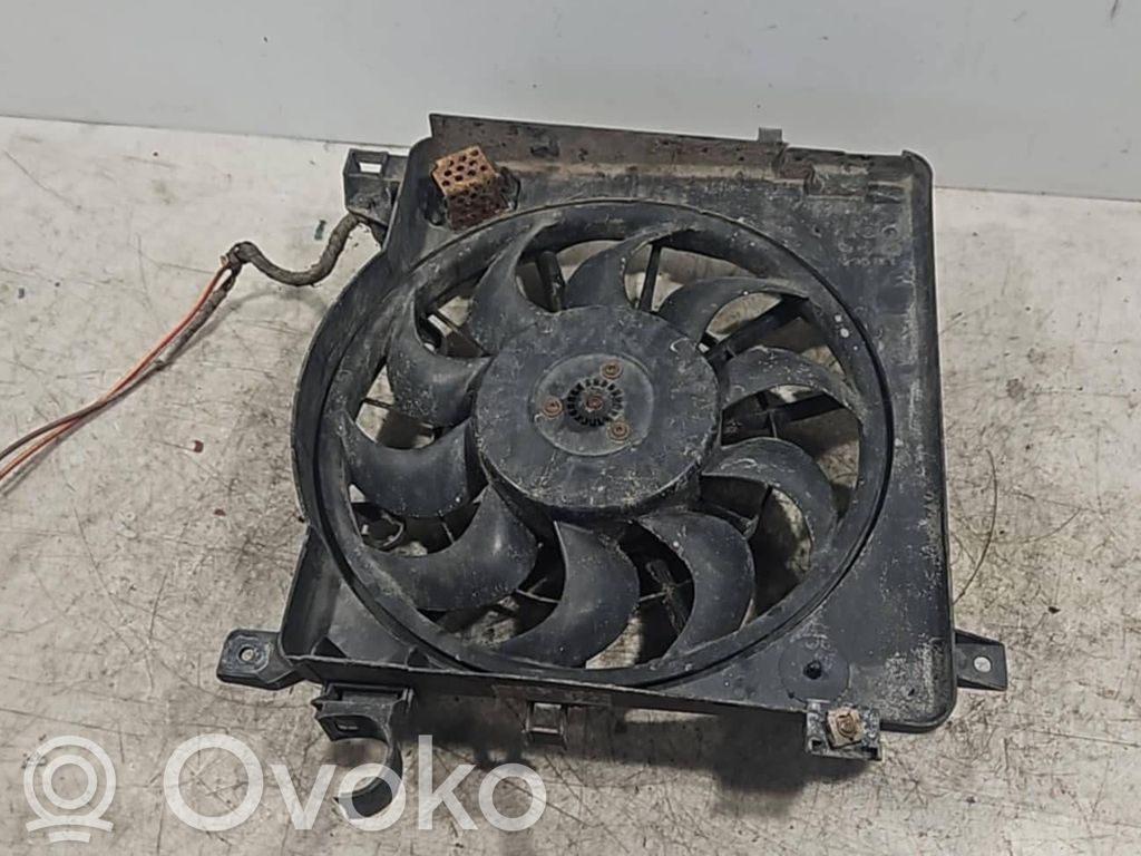 Opel Zafira B Elektrinis radiatorių ventiliatorius 